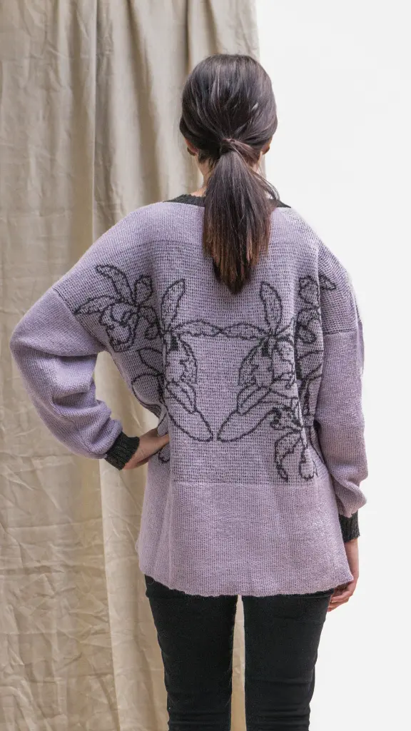 sueter-orquidea-lavanda4.webp