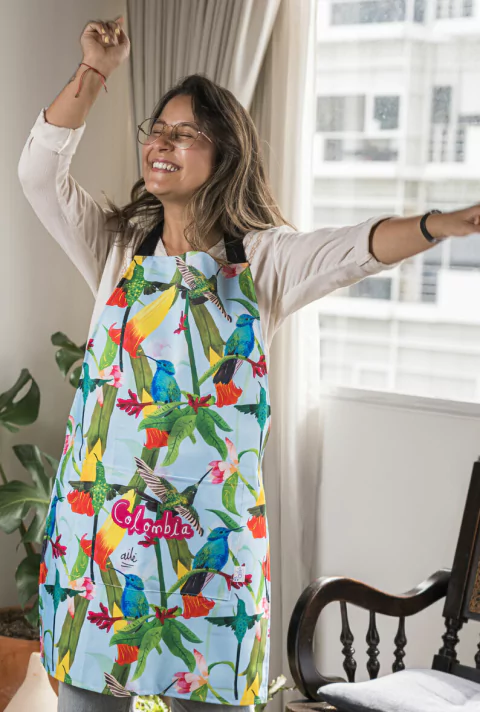 DELANTAL ECO COLIBRI