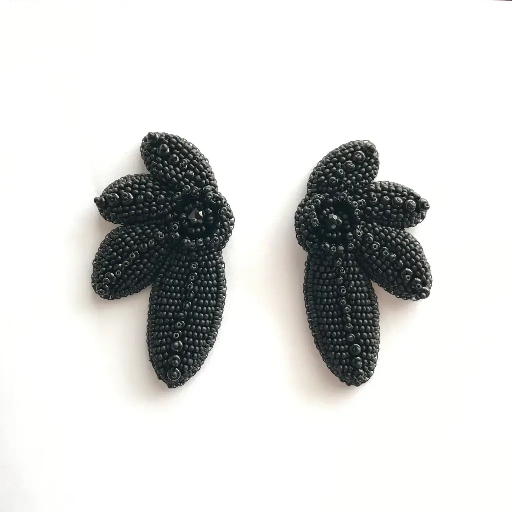 LUCCA L EARRINGS
