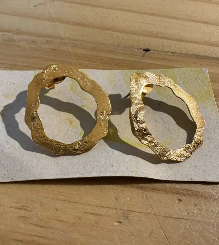 ARETES SER MEDIANO DORADO