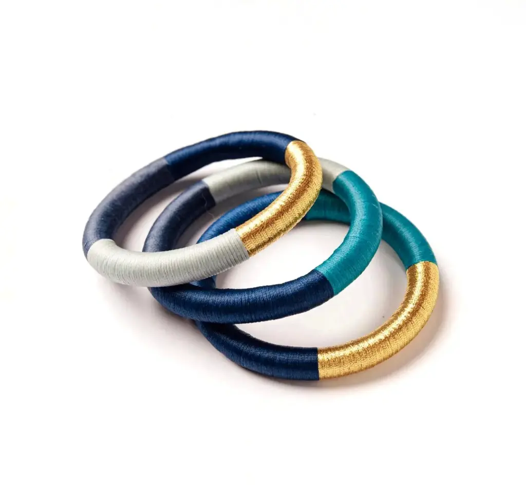 PULSERA CORAL HILO DORADO SET X3