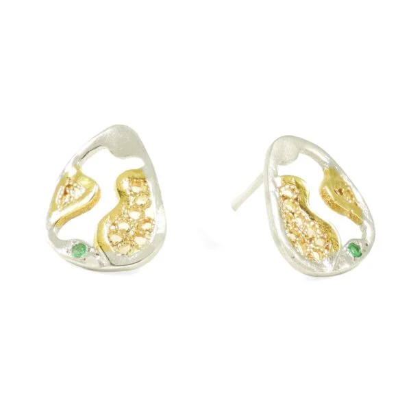 Aretes medianos alga con Esmeralda