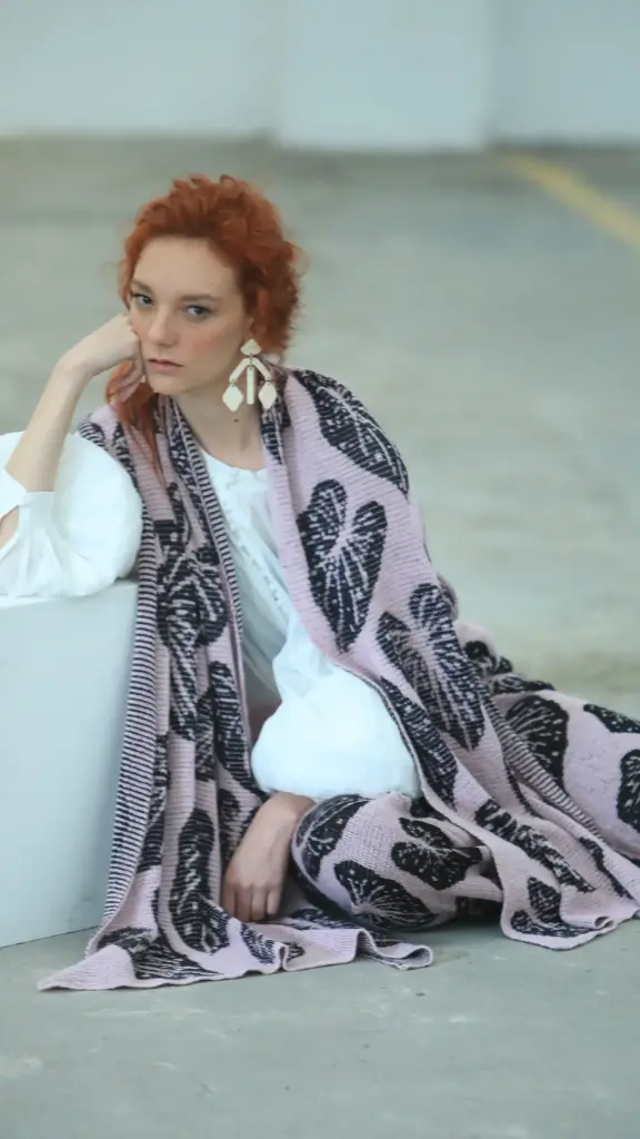 CHAL CALADIUM - ROSADO Y GRIS