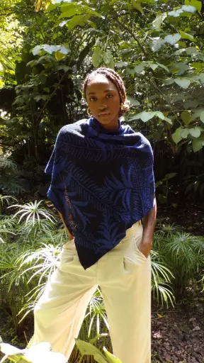 [CoRe-PO-24-2026] PONCHO PALMAS - AZUL OSCURO Y AZUL REY