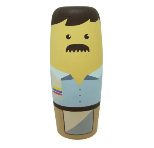 [FIG102] Figura en Madera Cafetero