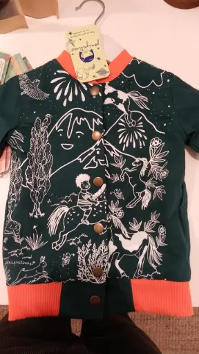 Chaqueta arre broches